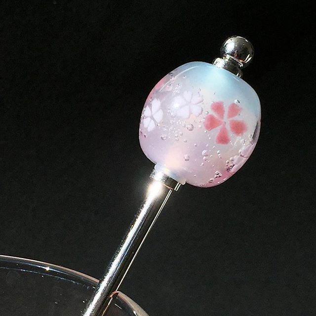 桜のトンボ玉。#桜 #かんざし #とんぼ玉 #lampworking